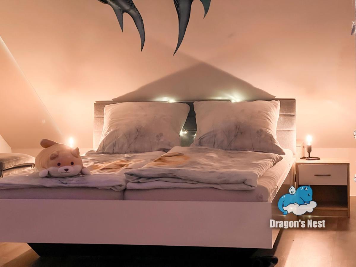Dragon's Nest: Cozy & Modern Attic Loft Nuremberg Apartment