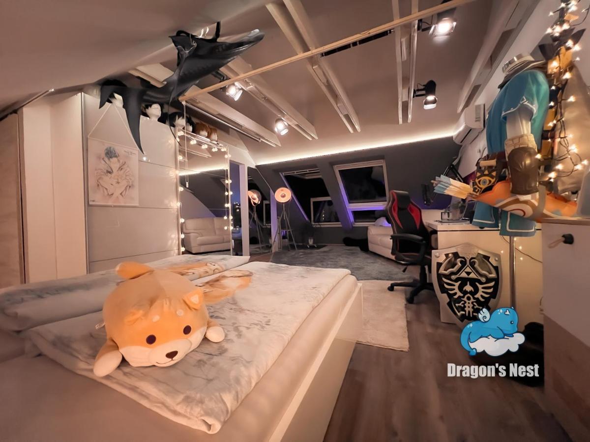 Dragon's Nest: Cozy & Modern Attic Loft Nuremberg Apartment