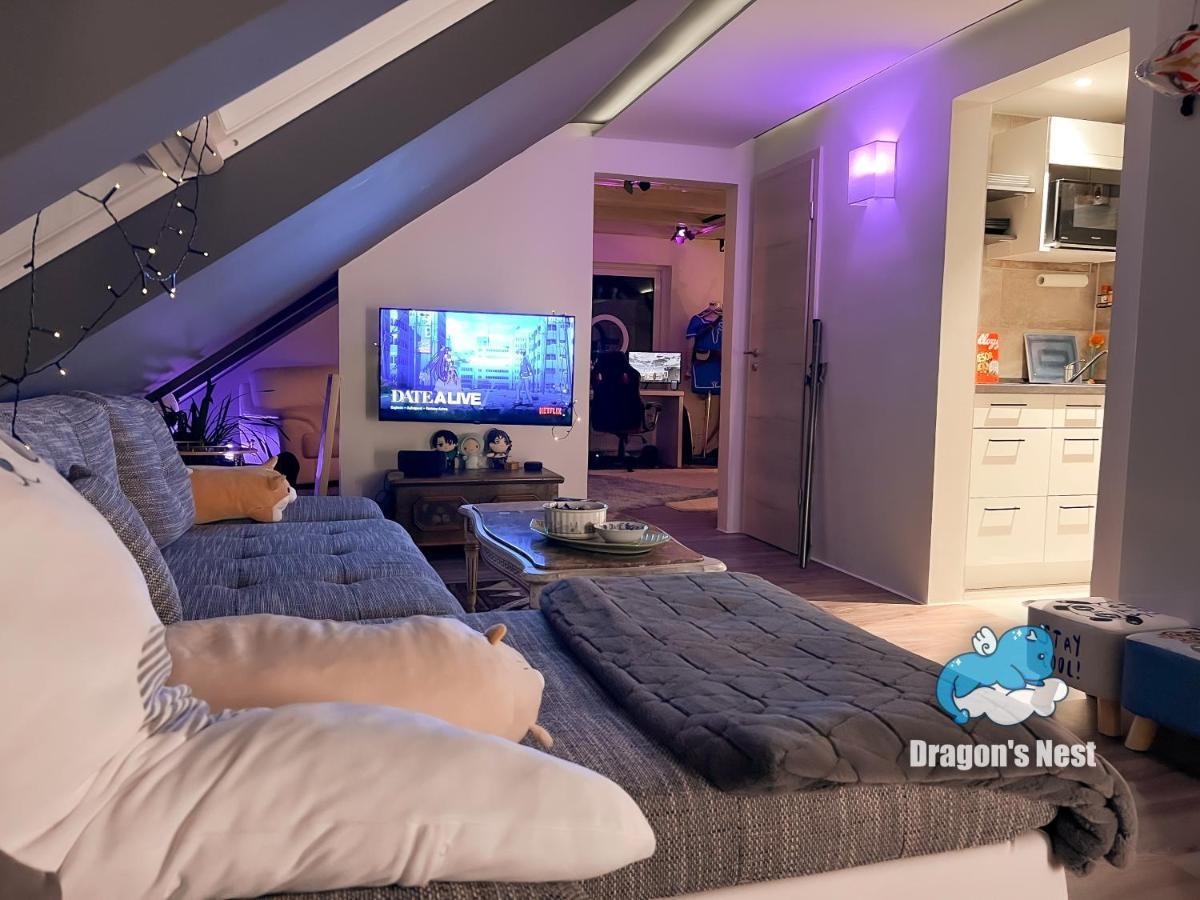 Dragon's Nest: Cozy & Modern Attic Loft Nuremberg *